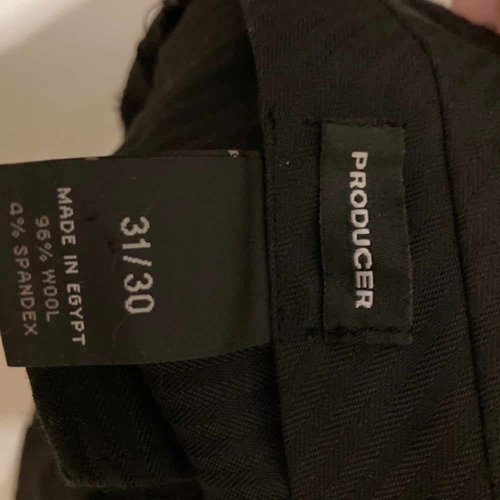 Express Suit - Picture 8 of 9